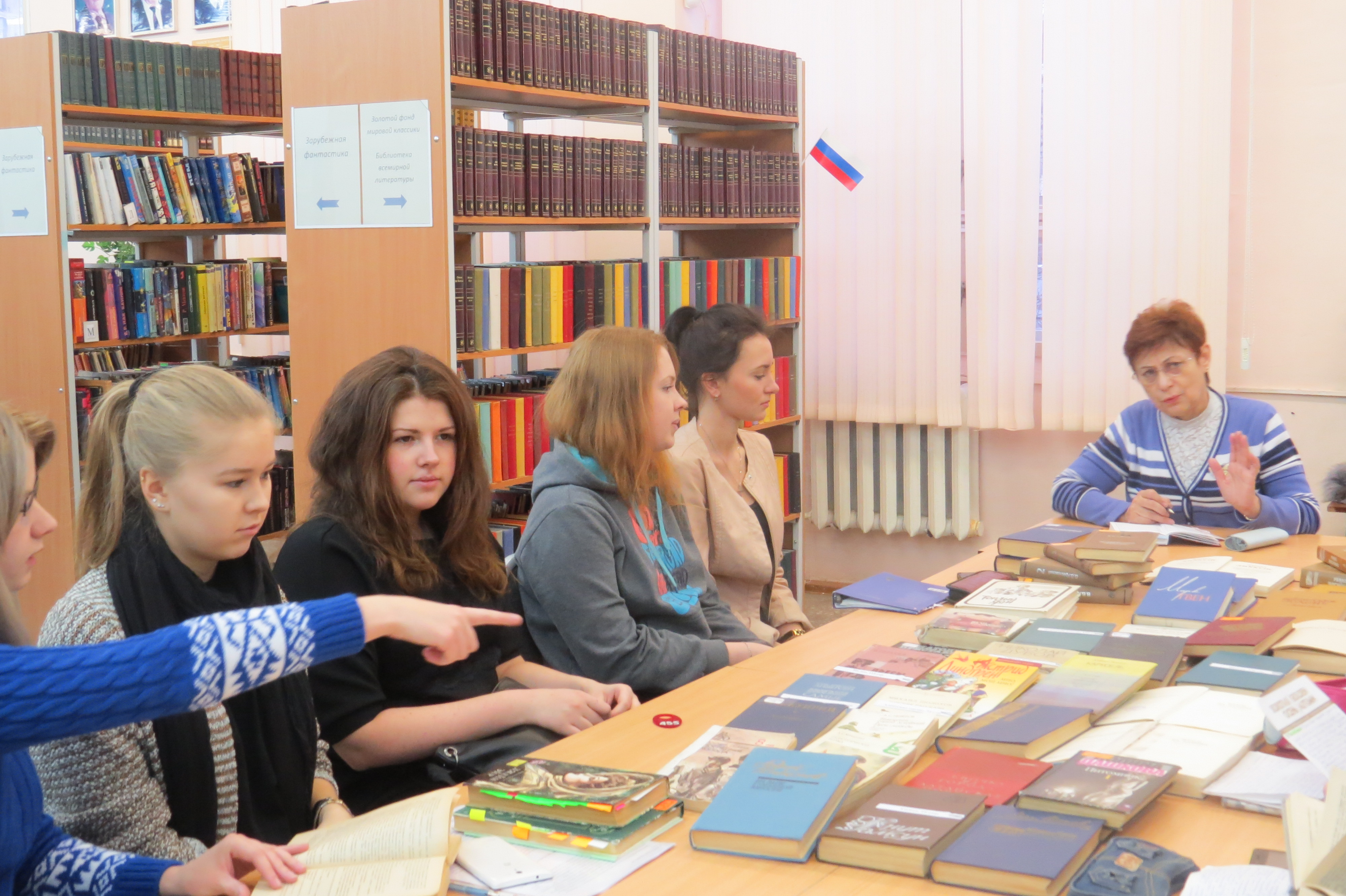 Студенты  - социологи  заглянули  за черту бедности